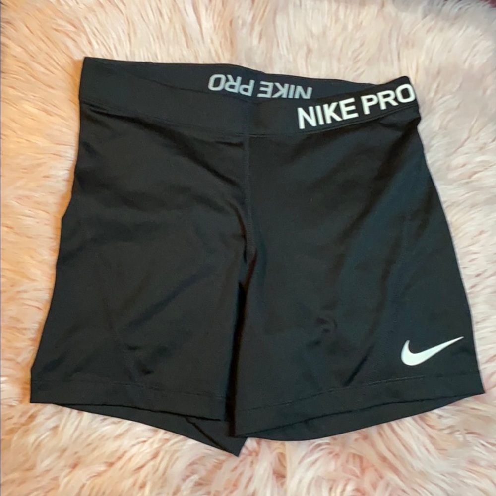 Nike pro athletic shorts